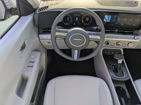 New 2026 Hyundai Kona SE FWD image 15
