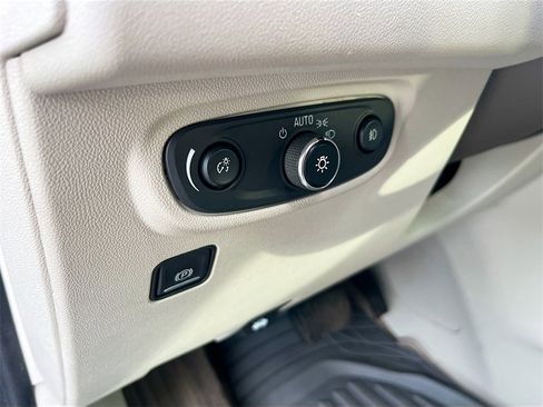 Used 2020 GMC Terrain Denali w/ Denali Premium Package image 10