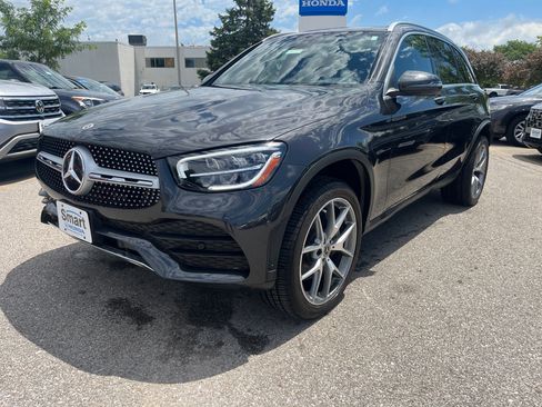 Used 2022 Mercedes-Benz GLC 300 4MATIC image 2