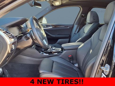 Used 2024 BMW X4 xDrive30i w/ Premium Package image 6