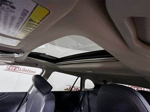 Used 2024 Subaru Outback Limited image 12