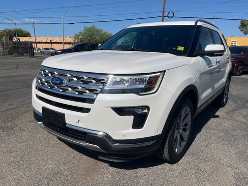 Used 2018 Ford Explorer Limited w/ Equipment Group 301A AWD/4WD image 11