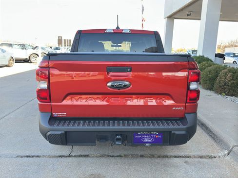 Used 2024 Ford Maverick XLT w/ XLT Luxury Package image 12