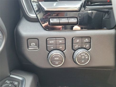 New 2025 Chevrolet Silverado 1500 LTZ w/ LTZ Premium Package image 21
