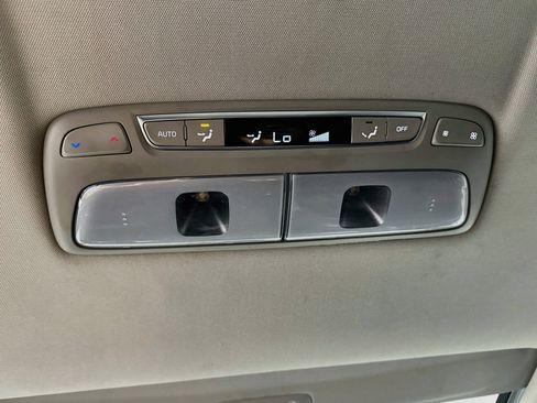 Used 2022 Kia Telluride S AWD/4WD image 29