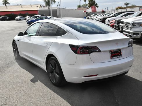 Used 2020 Tesla Model 3 Standard Range RWD image 6