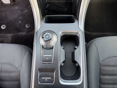 Certified 2017 Ford Fusion SE w/ Fusion SE Technology Package image 18