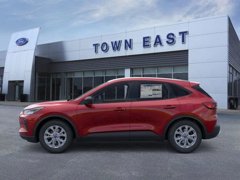 New 2026 Ford Escape Active image 3