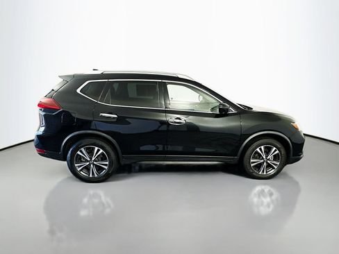 Used 2020 Nissan Rogue SV w/ Premium Package FWD image 8