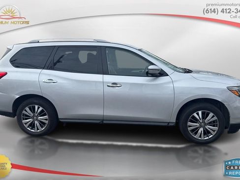 Used 2020 Nissan Pathfinder SL image 6