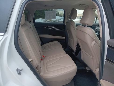 Used 2022 Lincoln Nautilus AWD image 20