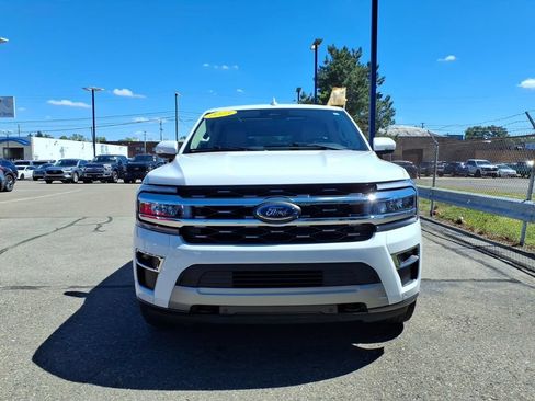 Used 2023 Ford Expedition Max Limited AWD/4WD image 3