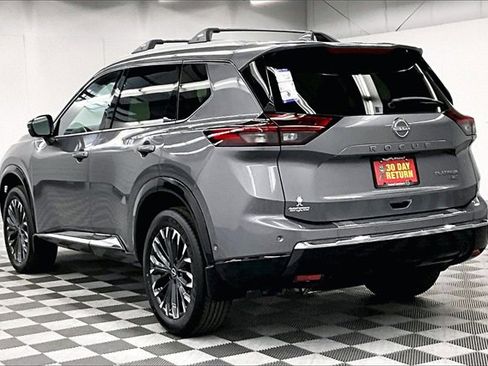 New 2026 Nissan Rogue Platinum w/ Platinum Premium Package image 3