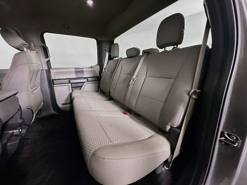 Used 2016 Ford F150 XLT image 22