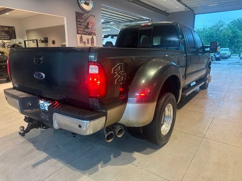 Used 2011 Ford F350 Lariat w/ Lariat Interior Pkg AWD/4WD image 3