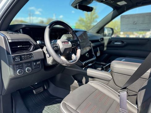 New 2026 GMC Yukon XL AT4 Ultimate w/ LPO, Floor Liner Package AWD/4WD image 15