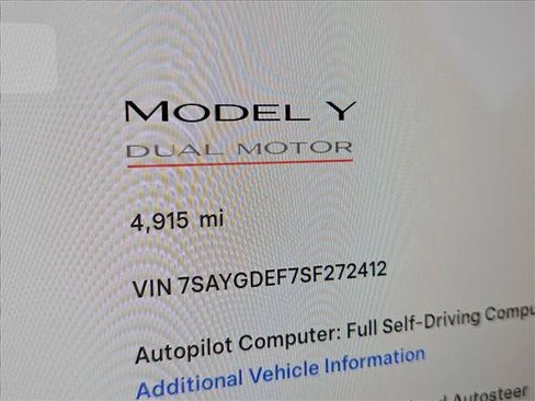 Used 2025 Tesla Model Y Performance AWD/4WD image 11