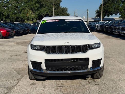 Certified 2025 Jeep Grand Cherokee L Laredo RWD image 8