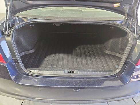 Used 2018 Subaru Legacy 3.6R Limited AWD/4WD image 24