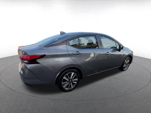 Used 2025 Nissan Versa SV FWD image 15