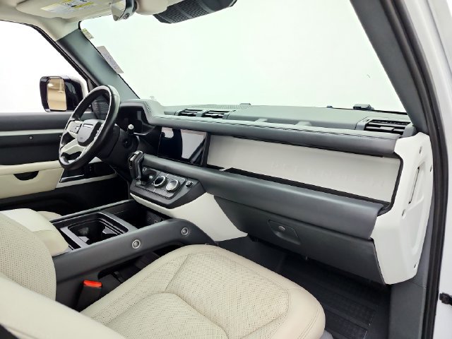 Certified 2023 Land Rover Defender 110 S AWD/4WD image 17