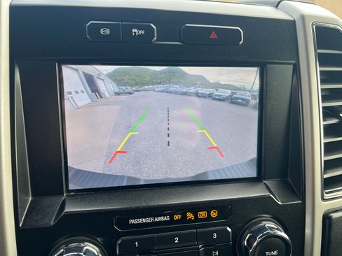 Used 2019 Ford F350 Lariat w/ Lariat Ultimate Package AWD/4WD image 12