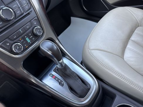 Used 2014 Buick Verano Leather FWD image 23