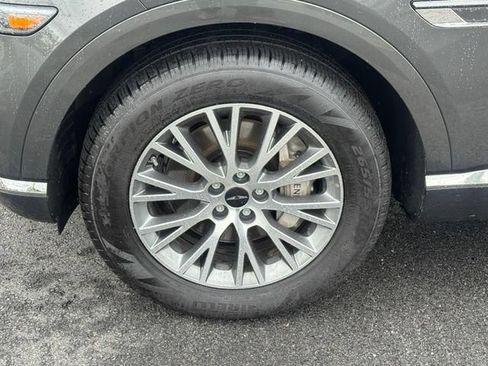 Certified 2026 Genesis GV80 2.5T AWD/4WD image 4