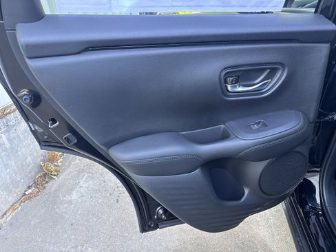 New 2026 Honda HR-V LX image 9
