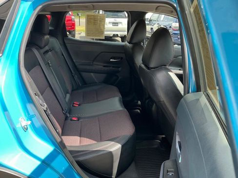 Used 2025 Nissan Kicks SR w/ Illumination Package FWD image 10