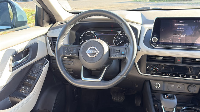Certified 2023 Nissan Rogue SV w/ SV Premium B Package AWD/4WD image 25