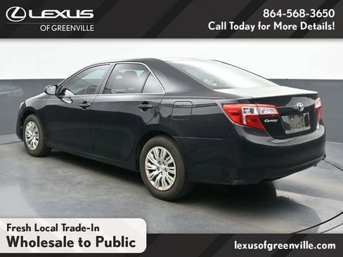 Used 2014 Toyota Camry FWD image 6