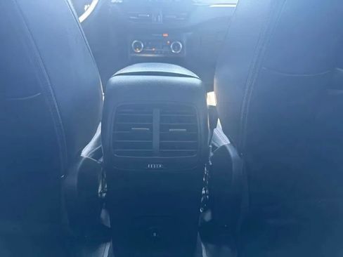 Used 2024 Ford Escape ST-Line Select AWD/4WD image 19