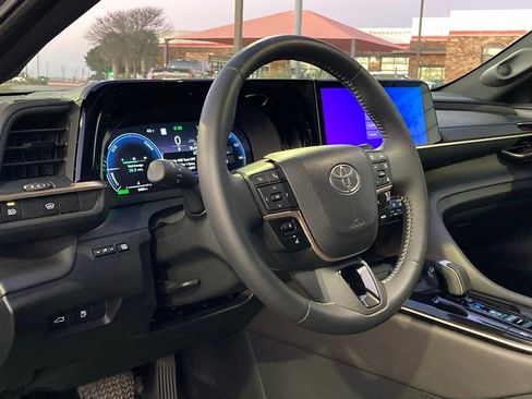 Certified 2026 Toyota Crown Limited image 9