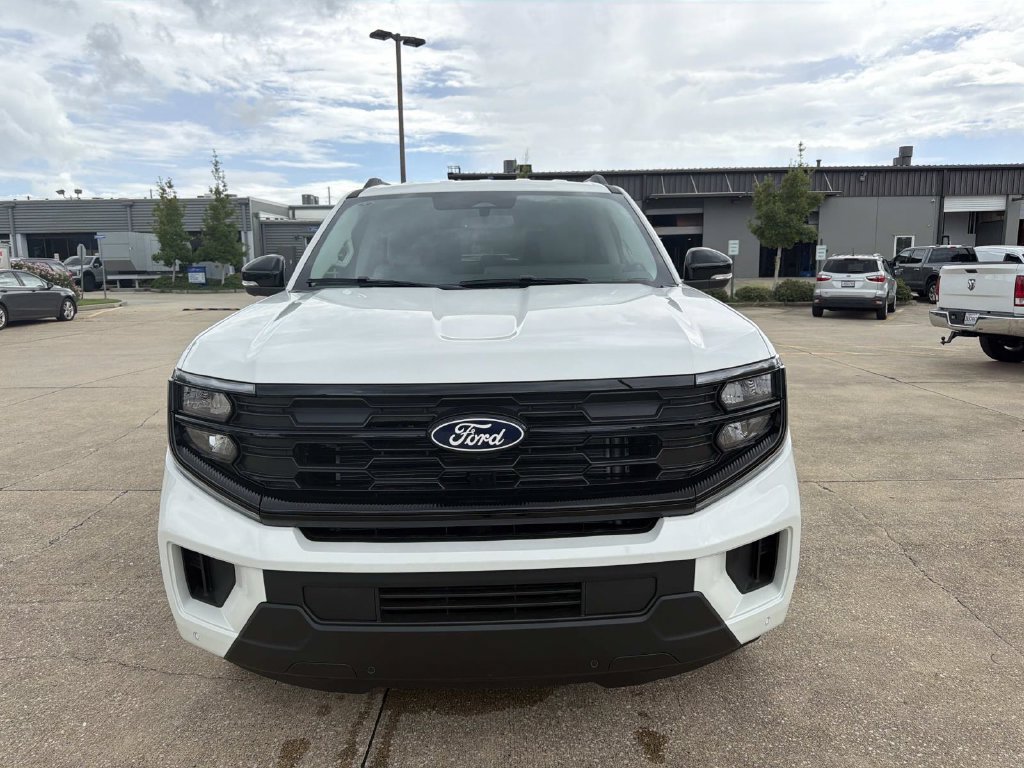 New 2027 Ford Expedition Active RWD image 2