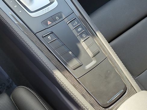 Certified 2024 Porsche 718 Cayman RWD image 32
