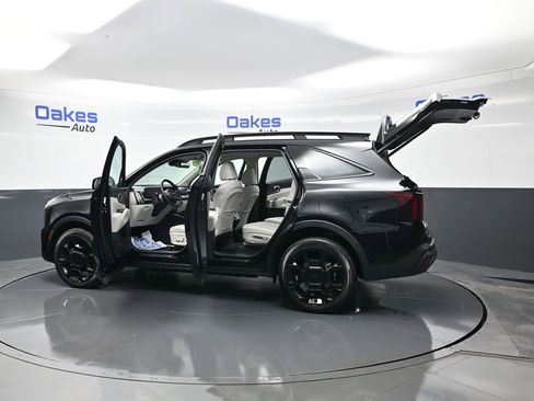 New 2025 Kia Sorento X-Line EX AWD/4WD image 59