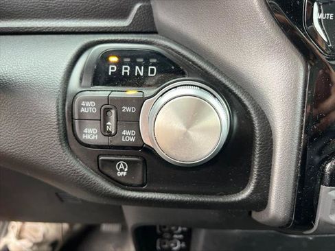 Used 2023 RAM 1500 Laramie AWD/4WD image 17