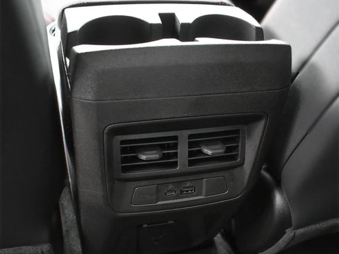 Used 2025 Chevrolet Colorado LT w/ Advanced Trailering Package RWD image 10