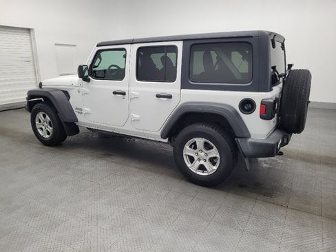 Used 2019 Jeep Wrangler Unlimited Sport S image 3