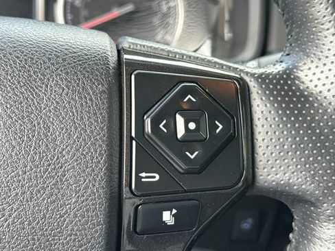 Used 2024 Toyota 4Runner TRD Off-Road Premium w/ Moonroof Package AWD/4WD image 28