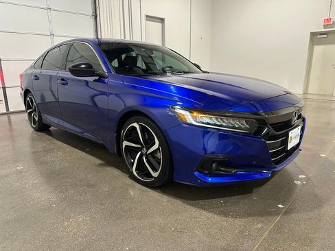 Used 2021 Honda Accord Sport image 3