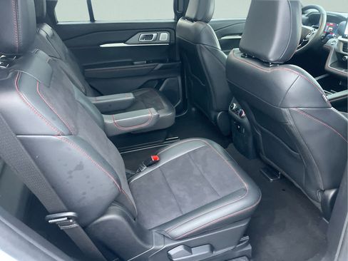 Used 2025 Ford Explorer ST w/ Sun And Sound Package AWD/4WD image 15