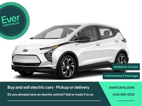 Used 2023 Chevrolet Bolt LT w/ Infotainment Package FWD image 1