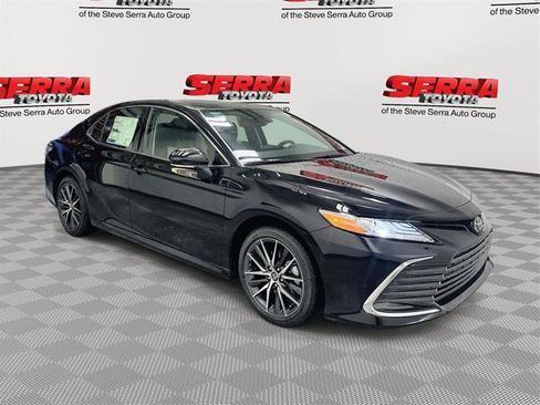 Certified 2024 Toyota Camry XLE image 1