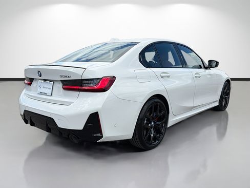New 2026 BMW 330i Sedan w/ M Sport Package image 3