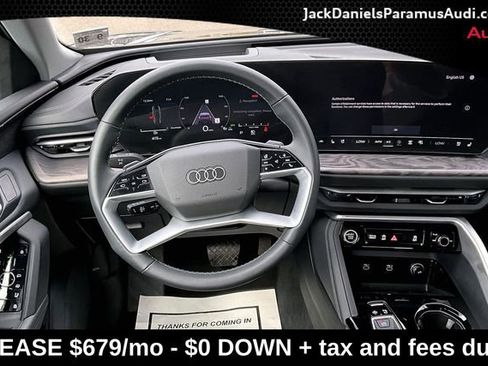 Used 2025 Audi Q5 Premium Plus w/ Premium Plus AWD/4WD image 5