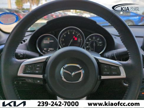 Used 2021 MAZDA MX-5 Miata RF Club image 22