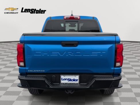 Used 2023 Chevrolet Colorado Z71 w/ Z71 Convenience Package 2 image 4