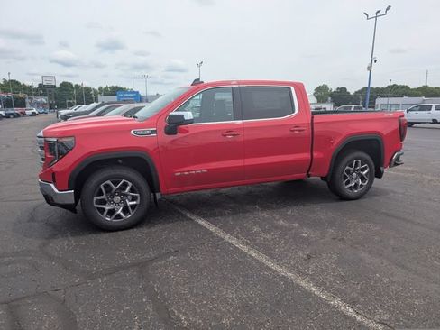 New 2026 GMC Sierra 1500 SLE AWD/4WD image 5